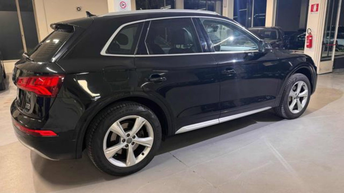 Audi Q5 2.0 TDI 190 CV quattro S tronic Sport (10)