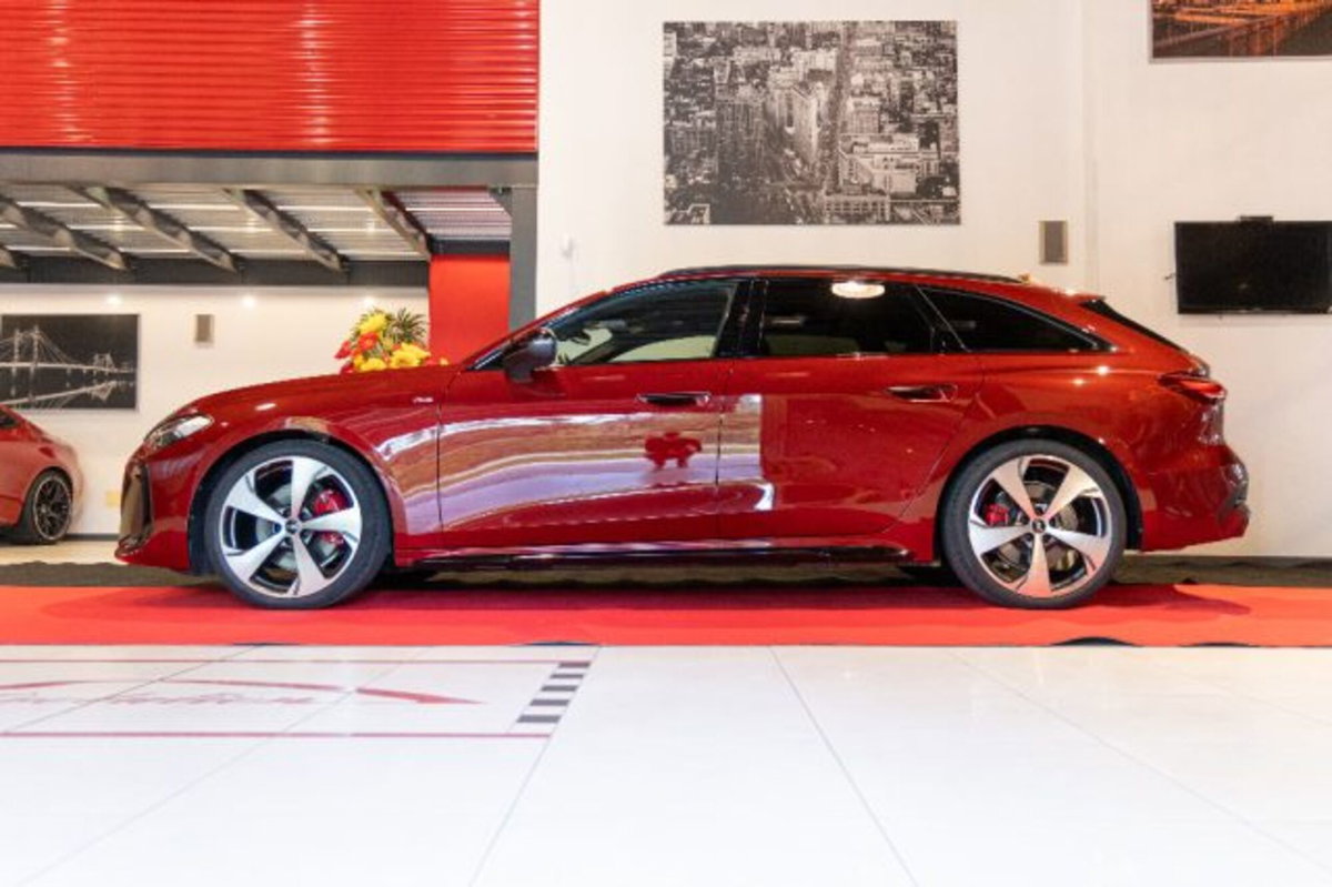Audi A5 Avant 2.0 tdi mhev+ S line edition 204cv s-tronic