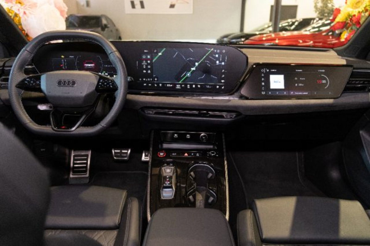 Audi A5 Avant 2.0 tfsi S line edition quattro 204cv s-tronic (13)