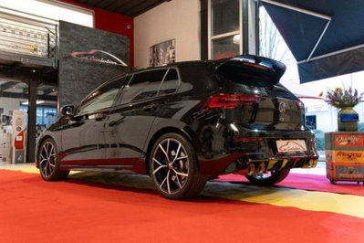 Volkswagen Golf 2.0 TSI R DSG 4Motion 20 years (5)