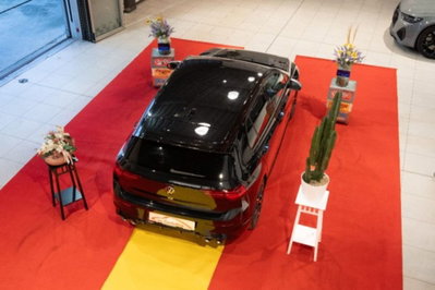 Volkswagen Golf 2.0 TSI R DSG 4Motion 20 years (7)