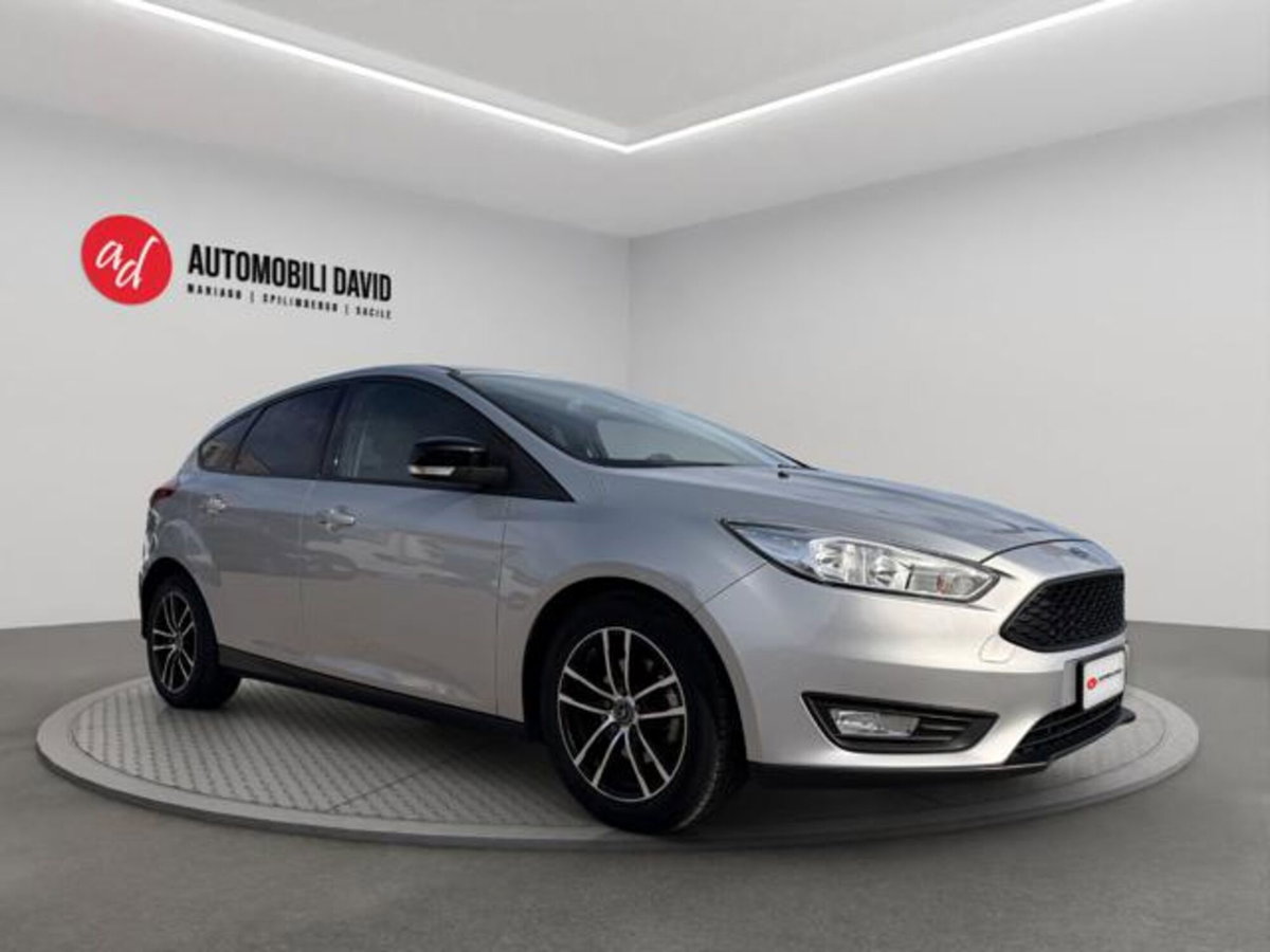Ford Focus 1.0 EcoBoost 100 CV 5p. Business (2)