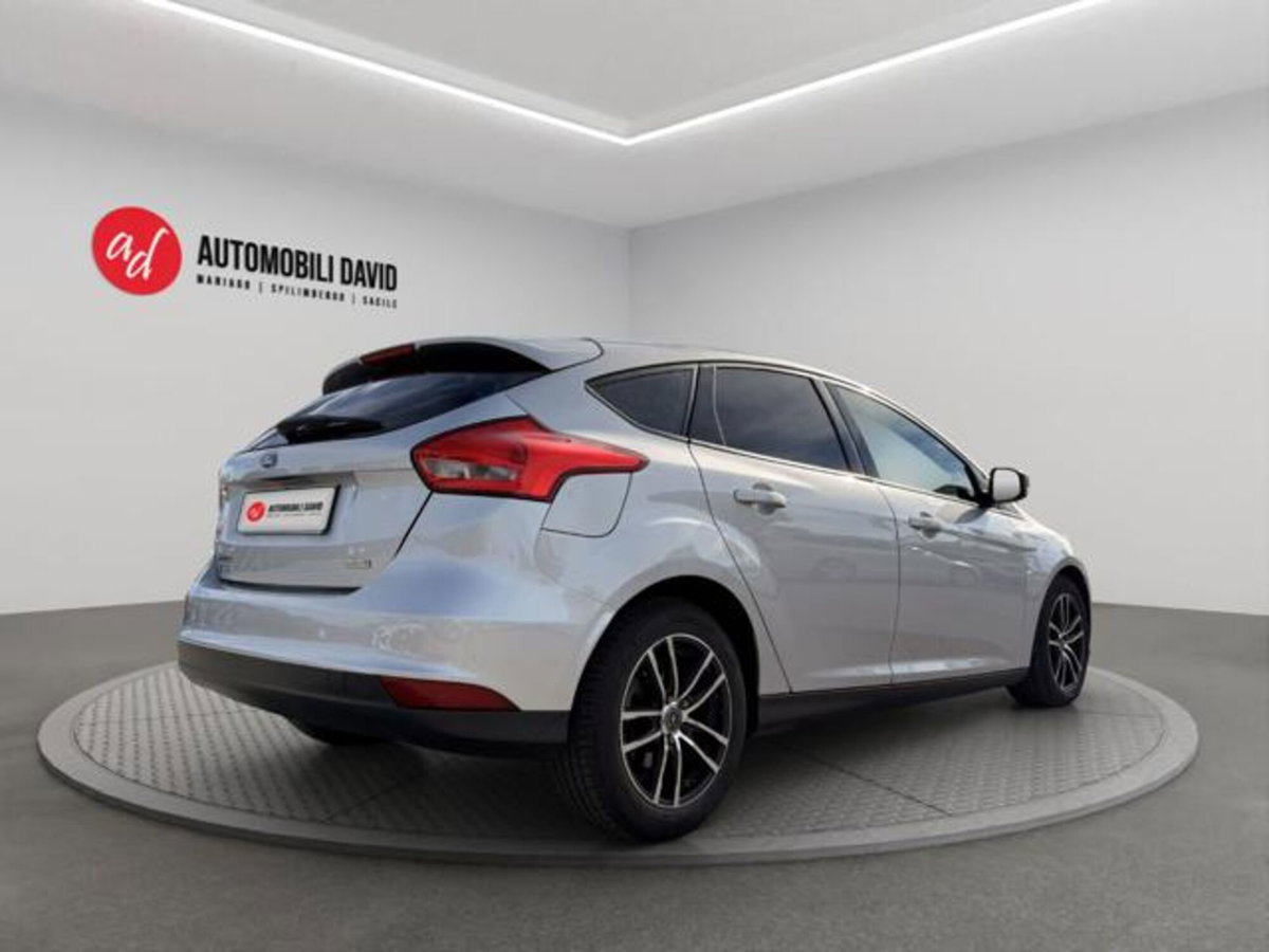 Ford Focus 1.0 EcoBoost 100 CV 5p. Business (4)