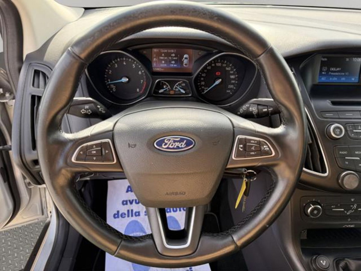 Ford Focus 1.0 EcoBoost 100 CV 5p. Business (8)