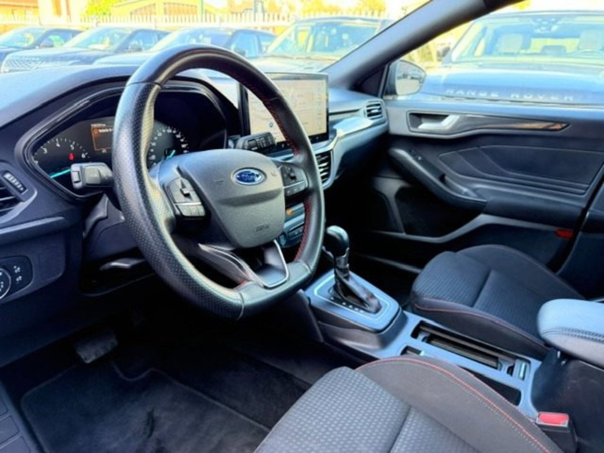 Ford Focus Station Wagon 1.0 EcoBoost Hybrid 125 CV Powershift SW ST-Line X (7)