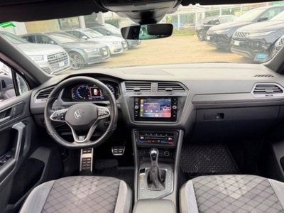Volkswagen Tiguan 2.0 TDI 150 CV SCR DSG 4MOTION R-Line (14)