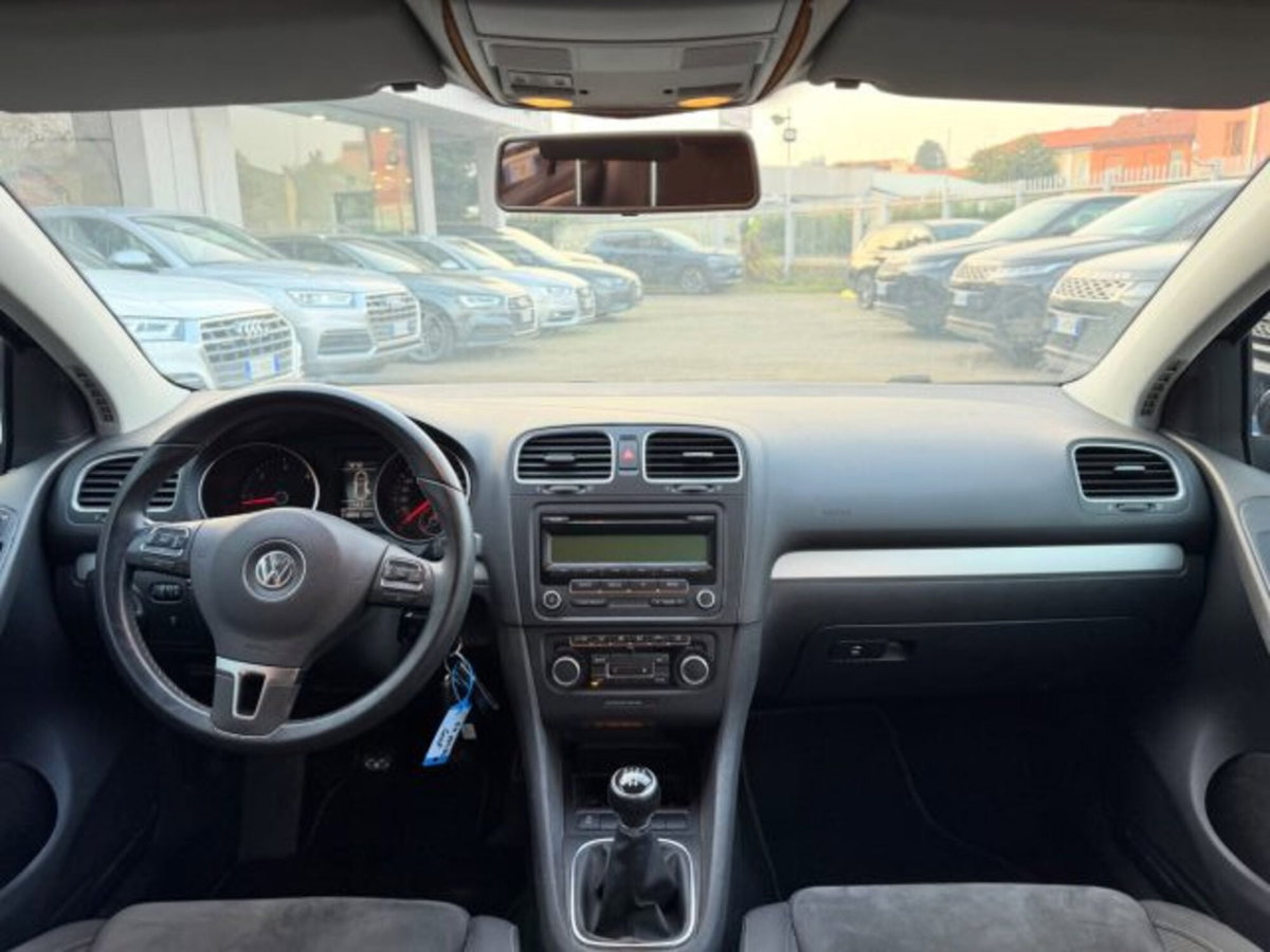 Volkswagen Golf 1.6 TDI DPF 5p. Highline (11)