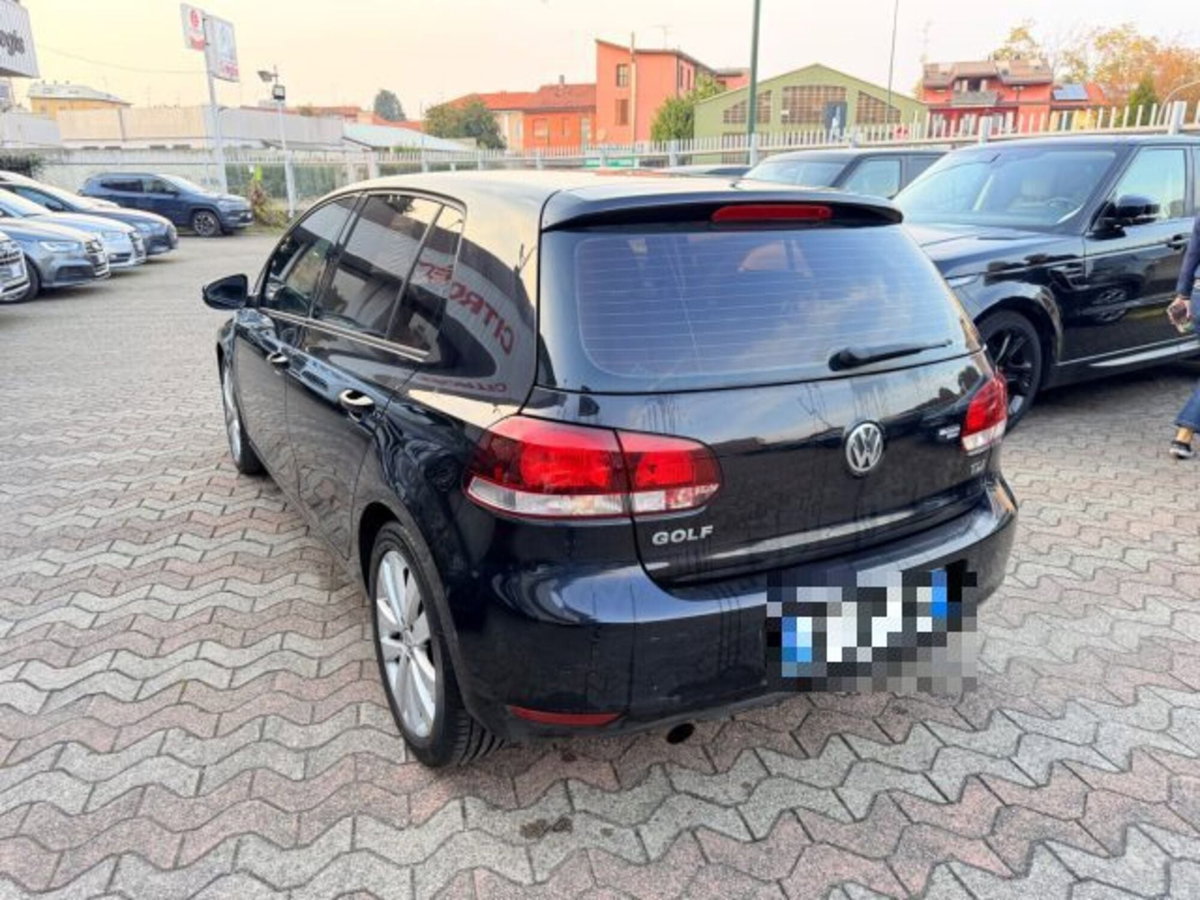 Volkswagen Golf 1.6 TDI DPF 5p. Highline (4)