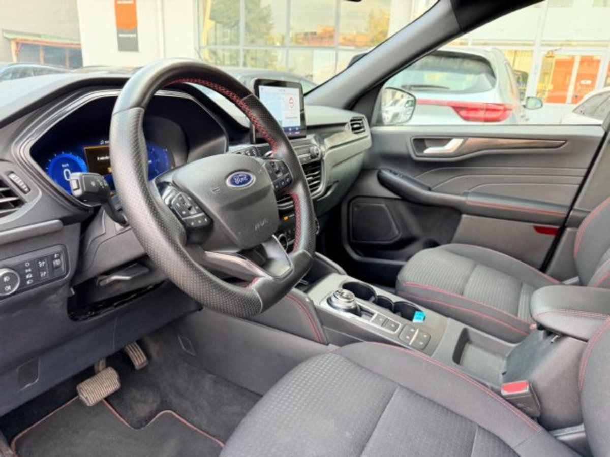 Ford Kuga 1.5 EcoBlue 120 CV aut. 2WD ST-Line X Design (8)