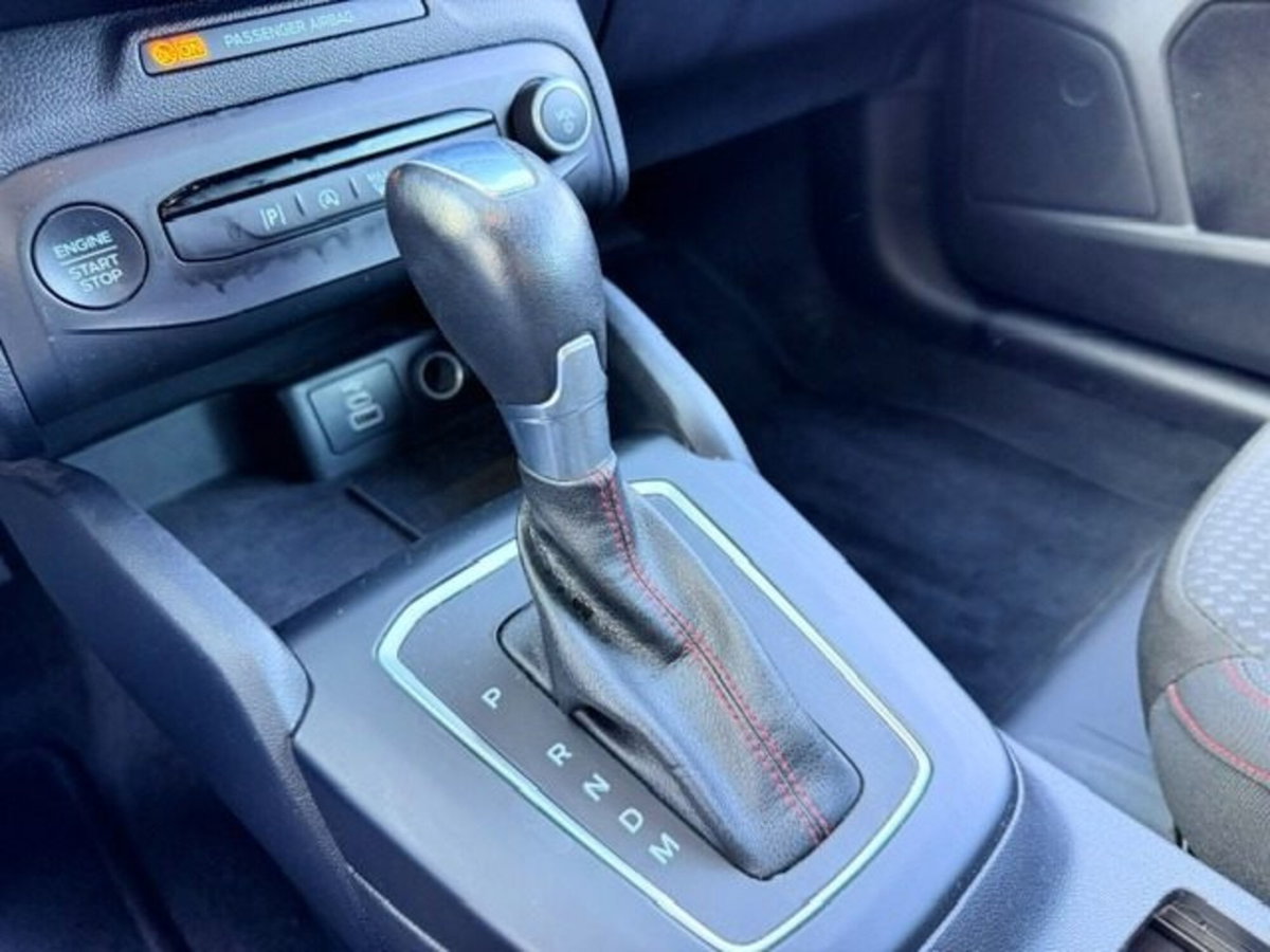 Ford Focus Station Wagon 1.0 EcoBoost Hybrid 125 CV Powershift SW ST-Line X (13)