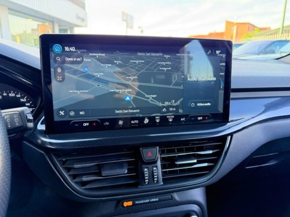Ford Focus Station Wagon 1.0 EcoBoost Hybrid 125 CV Powershift SW ST-Line X (14)