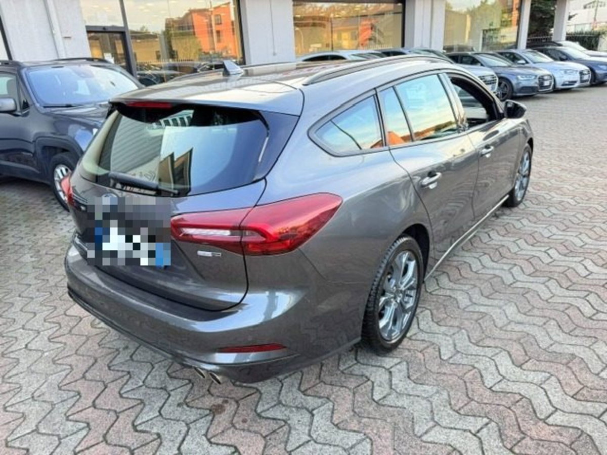 Ford Focus Station Wagon 1.0 EcoBoost Hybrid 125 CV Powershift SW ST-Line X (4)