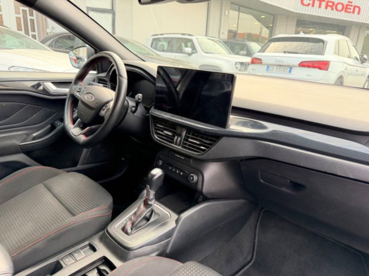 Ford Focus Station Wagon 1.0 EcoBoost Hybrid 125 CV Powershift SW ST-Line X (10)