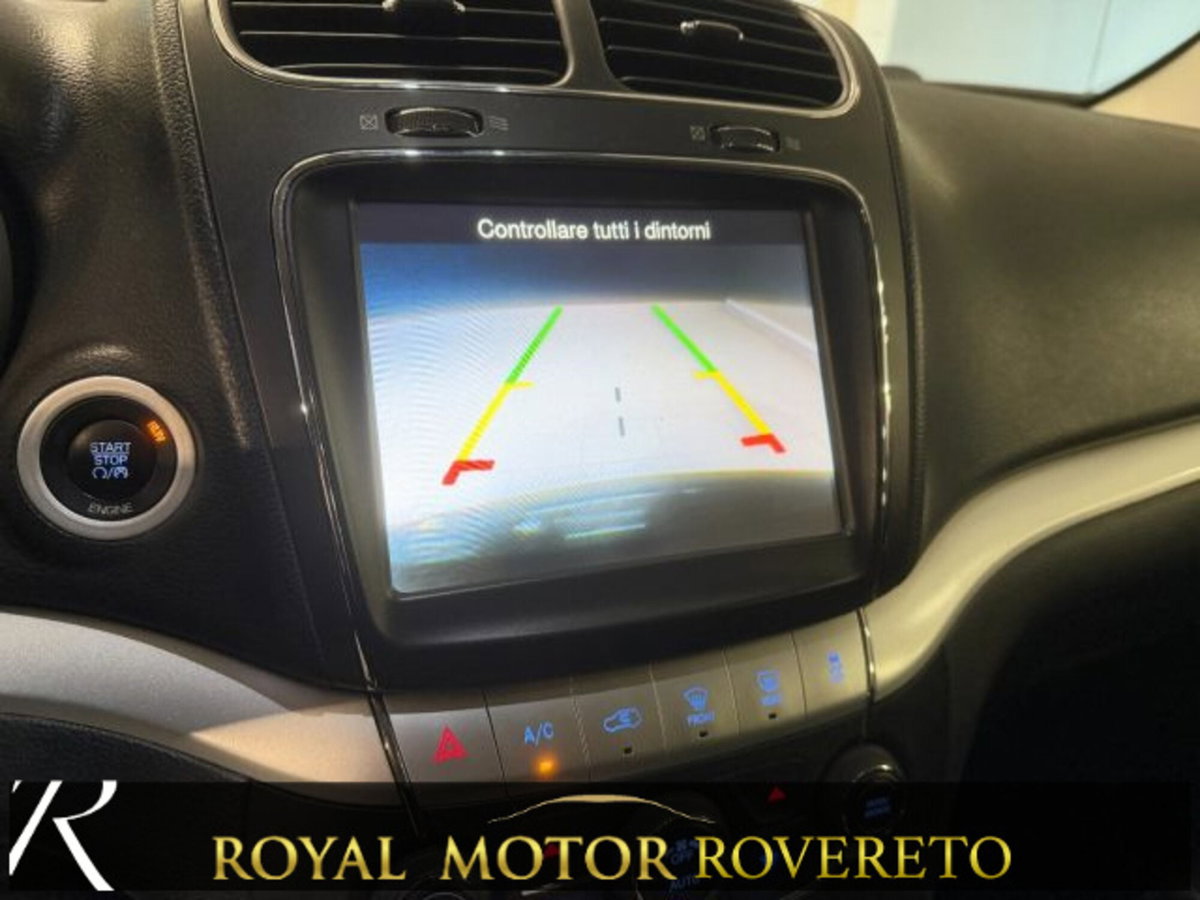 Fiat Freemont 2.0 Mjt 170 CV 4x4 Automatica Black Code (13)