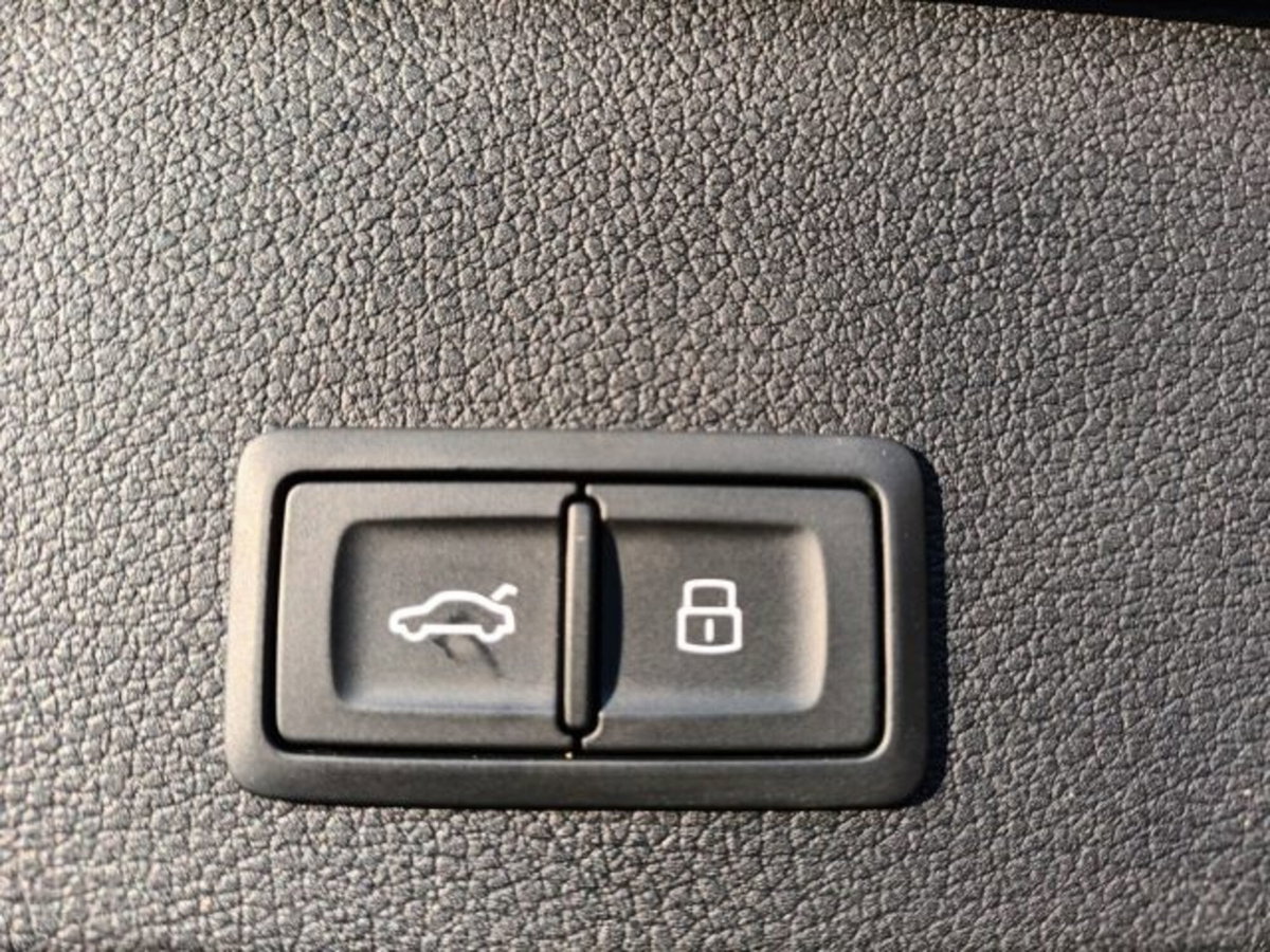 Audi Q2 Q2 35 TDI (18)