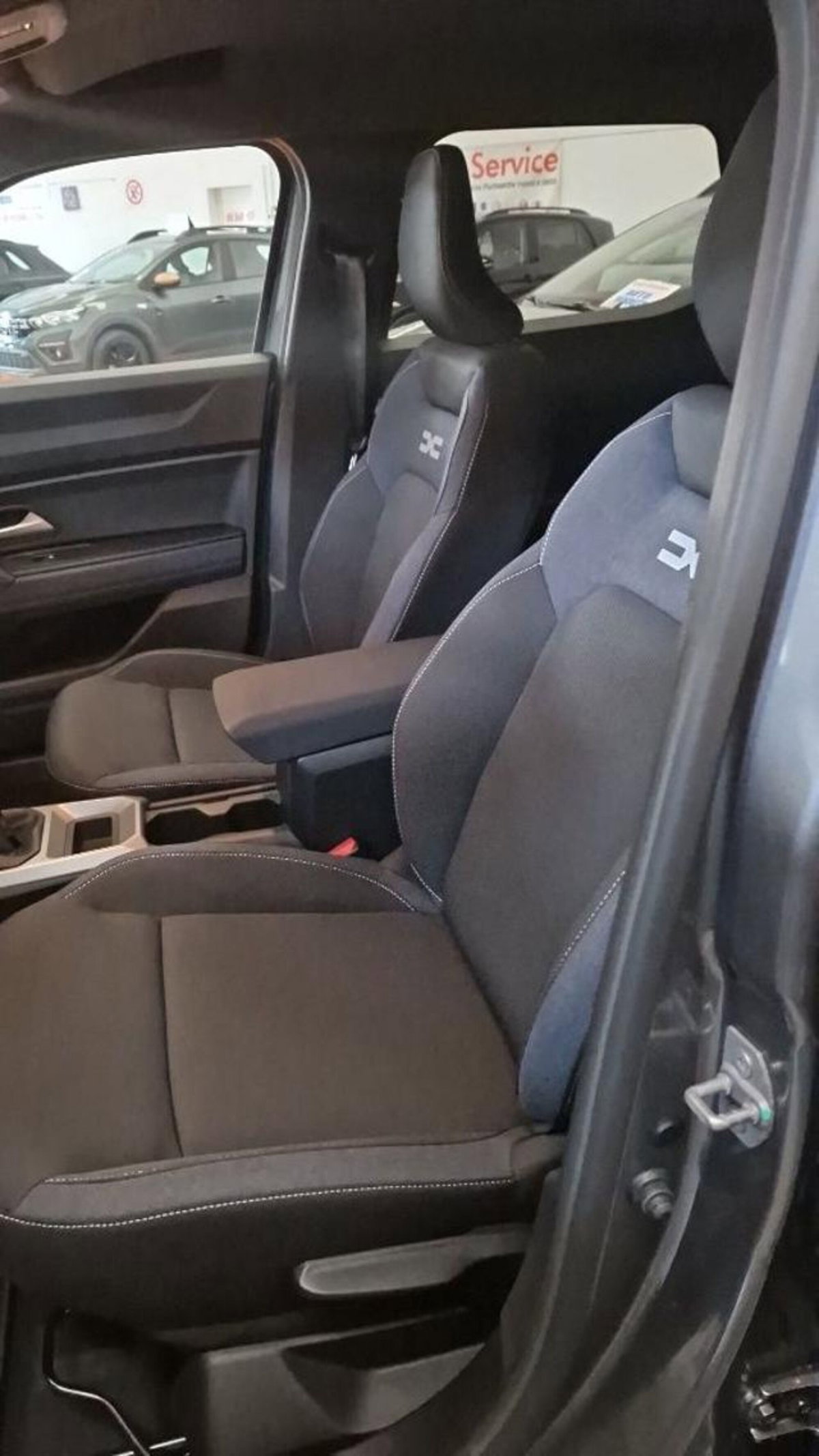 Dacia Duster 1.0 Eco-G Extreme 100cv (16)