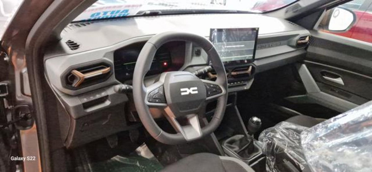 Dacia Duster 1.0 Eco-G Extreme 100cv (4)