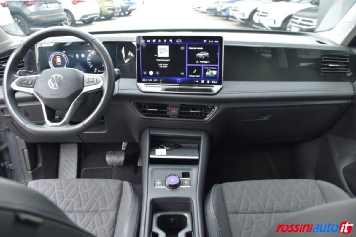 Volkswagen Tiguan 2.0 tdi Life 150cv dsg (10)