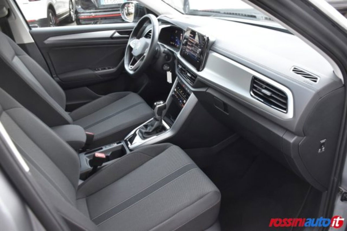Volkswagen T-Roc 2.0 tdi Life 150cv dsg (14)