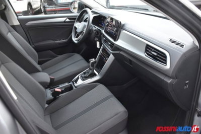 Volkswagen T-Roc 2.0 tdi Life 150cv dsg (14)