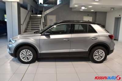 Volkswagen T-Roc 2.0 tdi Life 150cv dsg (2)