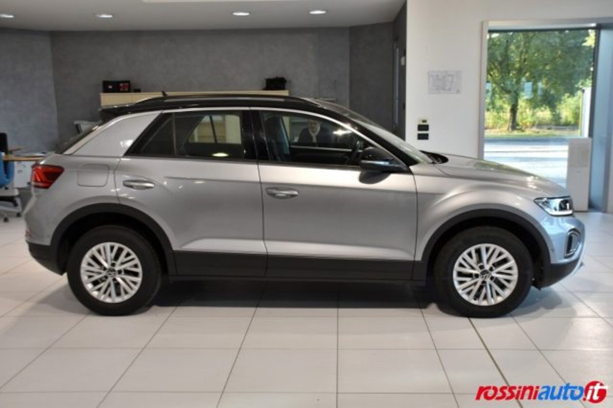 Volkswagen T-Roc 2.0 tdi Life 150cv dsg (6)