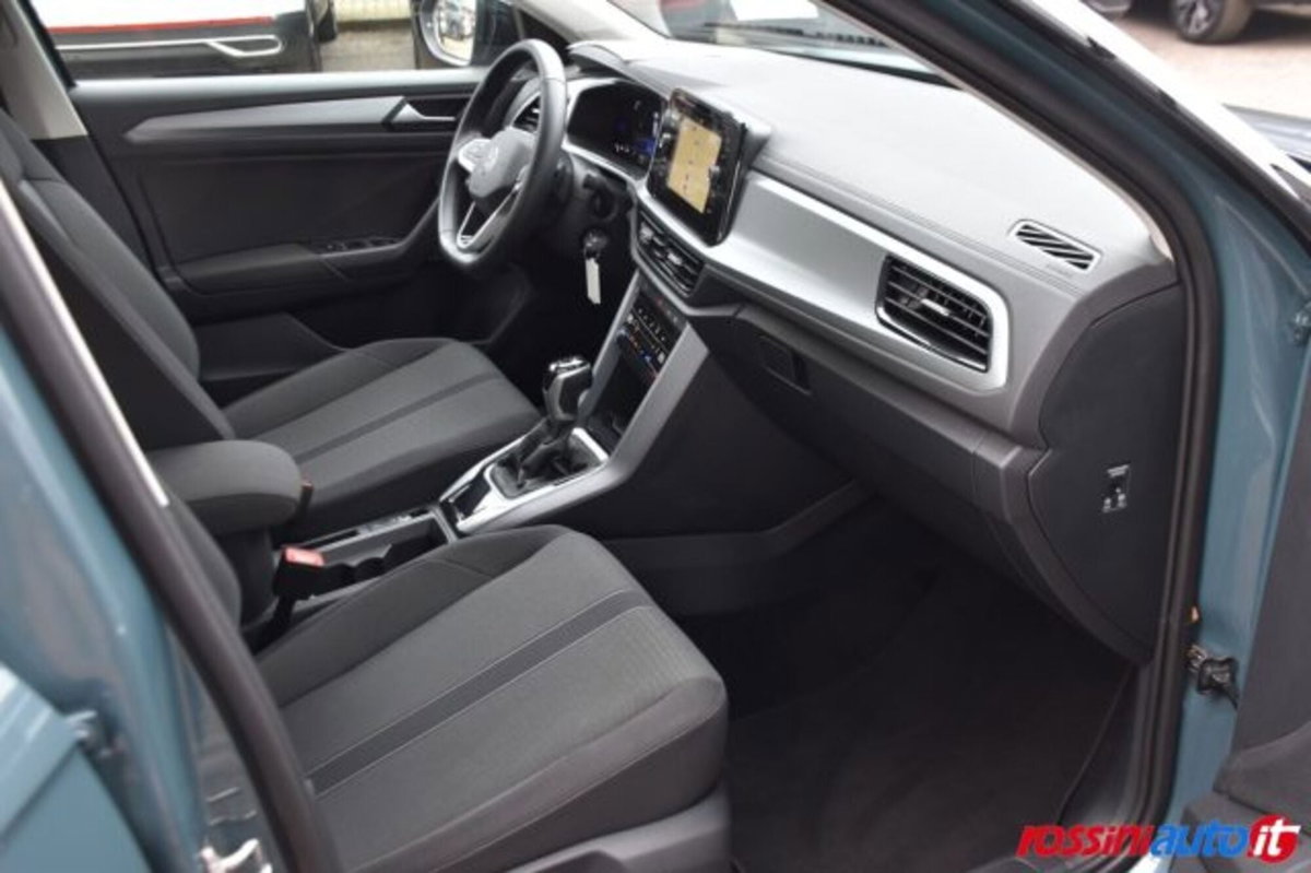Volkswagen T-Roc 2.0 tdi Life 150cv dsg (14)