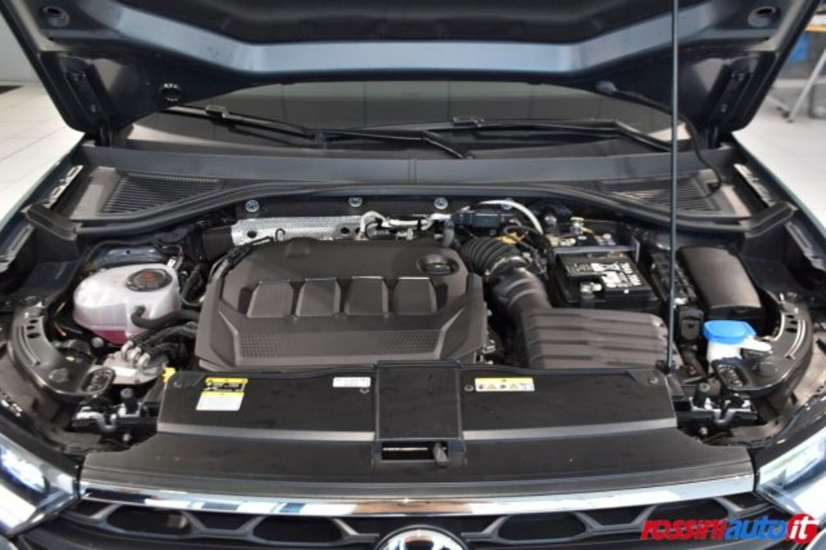 Volkswagen T-Roc 2.0 tdi Life 150cv dsg (17)