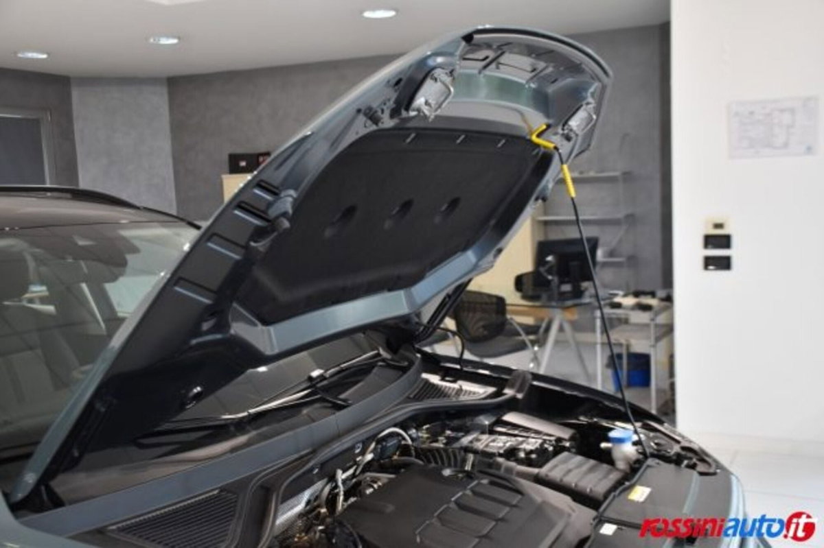 Volkswagen T-Roc 2.0 tdi Life 150cv dsg (19)