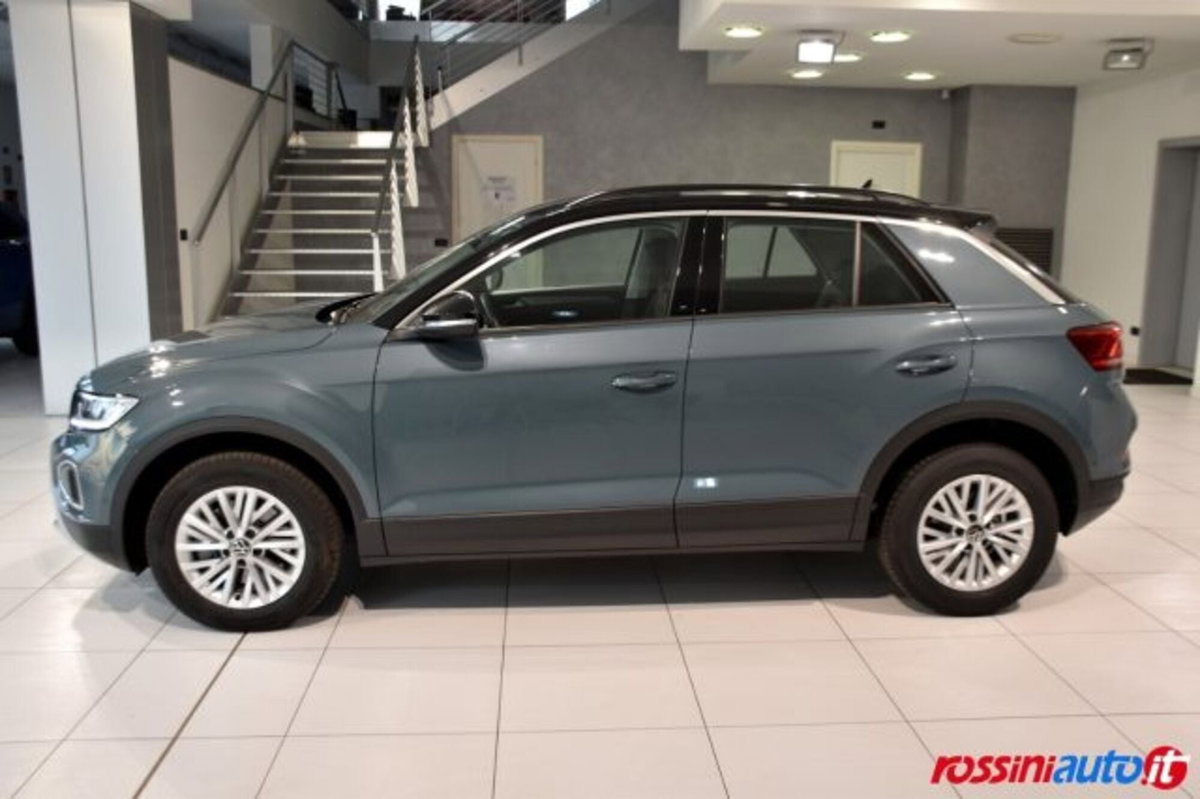 Volkswagen T-Roc 2.0 tdi Life 150cv dsg (2)