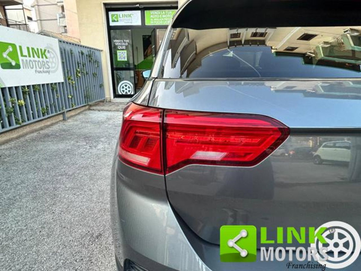 Volkswagen T-Roc 1.0 tsi Style 115cv (17)