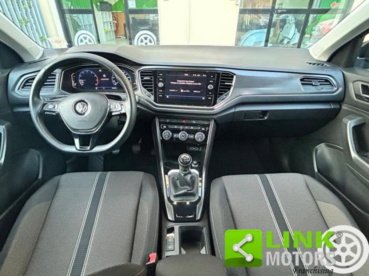 Volkswagen T-Roc 1.0 tsi Style 115cv (6)