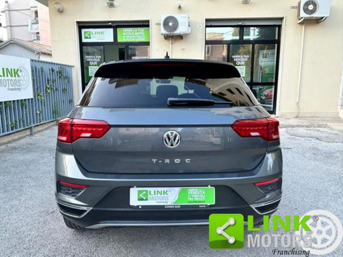 Volkswagen T-Roc 1.0 tsi Style 115cv (9)