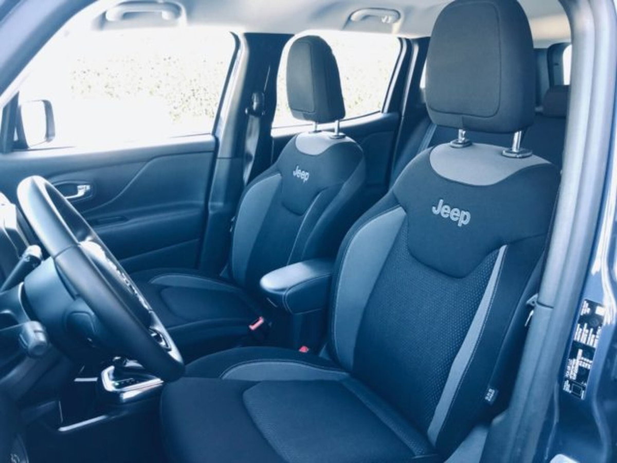 Jeep Renegade 1.3 T4 190CV PHEV 4xe AT6 Limited (11)