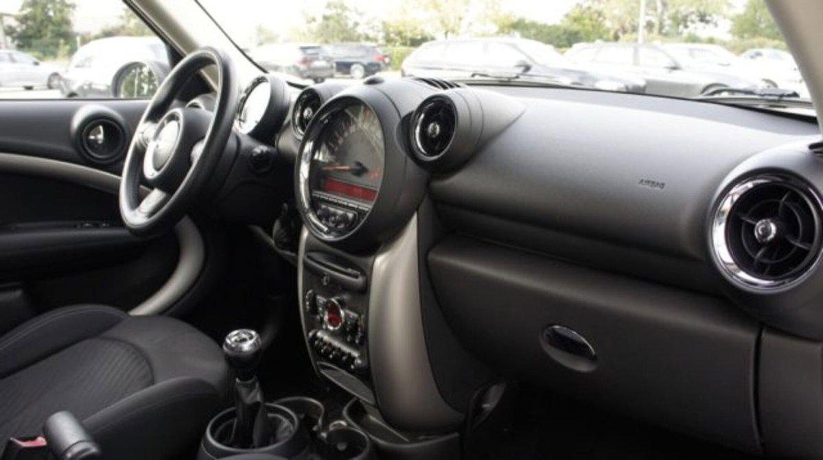 MINI Mini Countryman 1.6 One D Countryman (13)