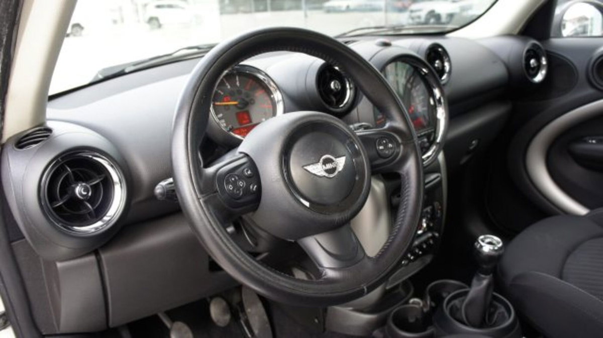 MINI Mini Countryman 1.6 One D Countryman (9)