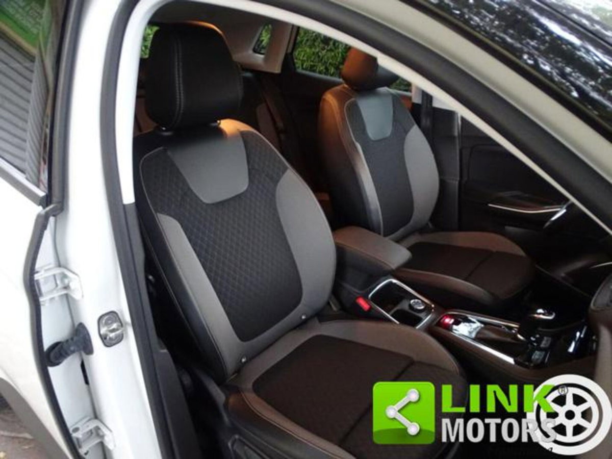 Opel Grandland X 1.5 diesel Ecotec Start&Stop aut. Elegance (13)