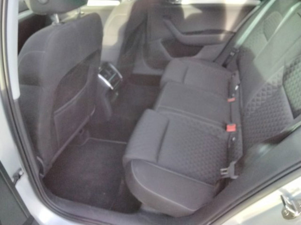 Skoda Superb Station Wagon 2.0 TDI EVO 150 CV SCR DSG Wagon Executive (14)