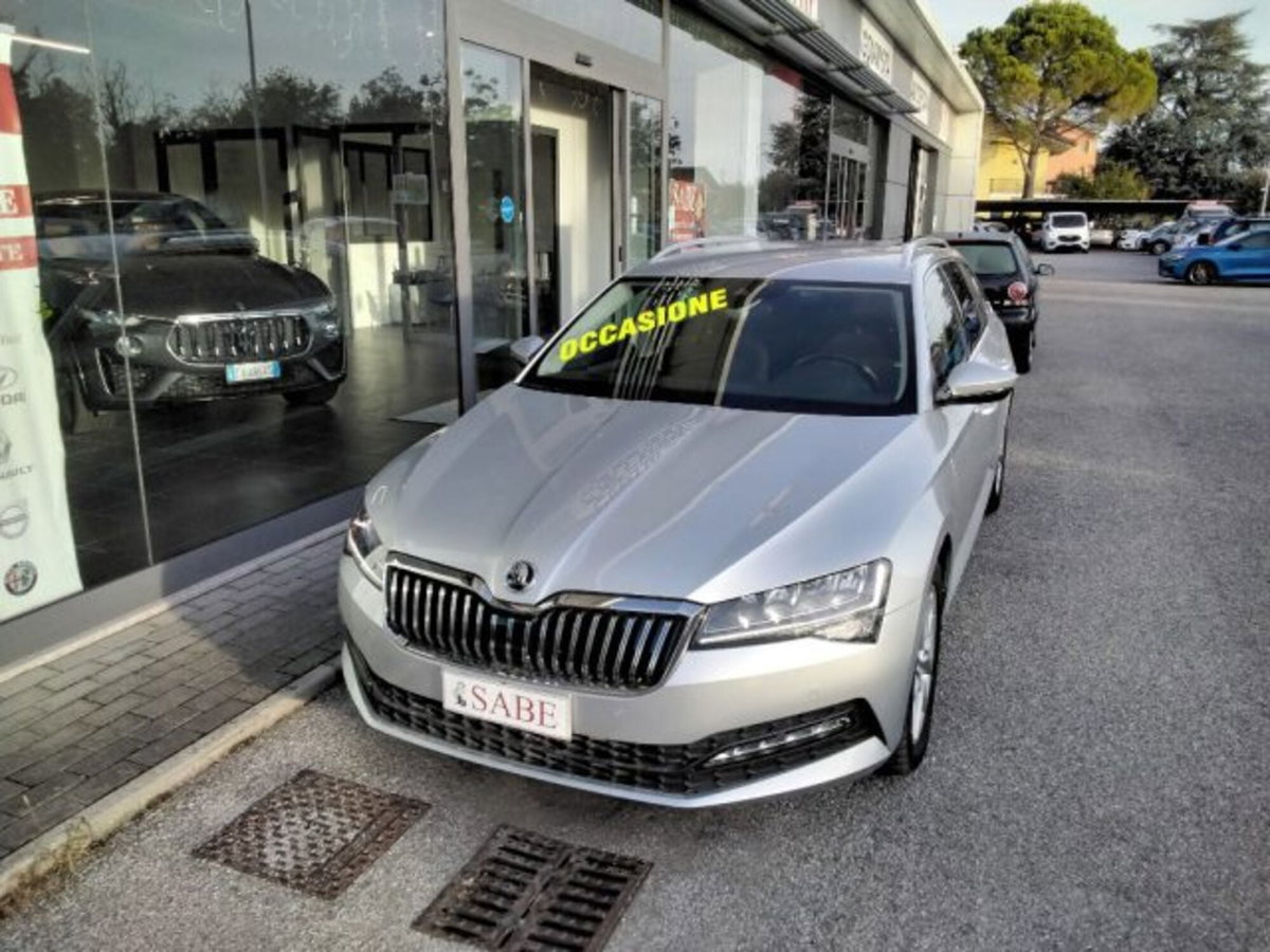 Skoda Superb Station Wagon 2.0 TDI EVO 150 CV SCR DSG Wagon Executive (3)