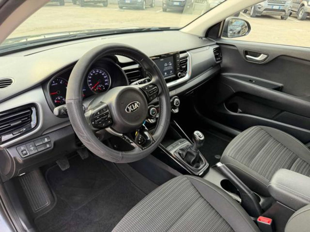 Kia Stonic 1.6 CRDi 110 CV Style (7)