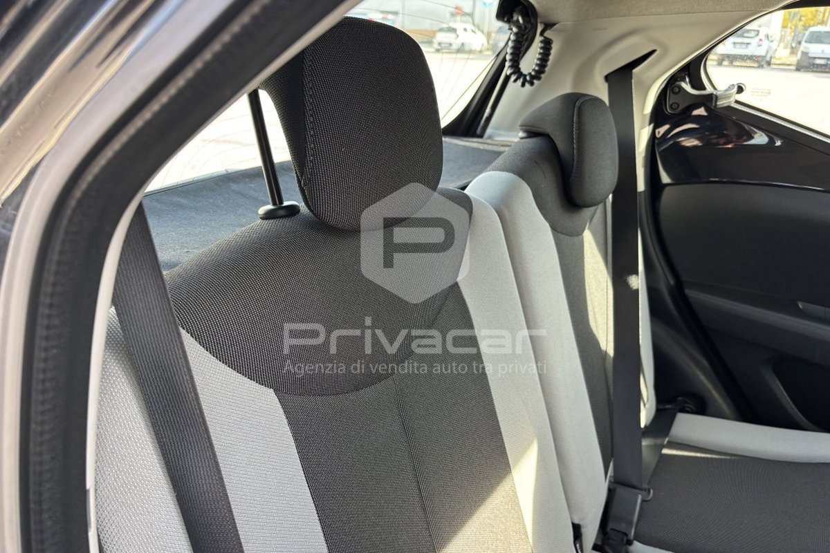 Toyota Aygo 1.0 VVT-i 69 CV 5 porte x-cool MMT (15)