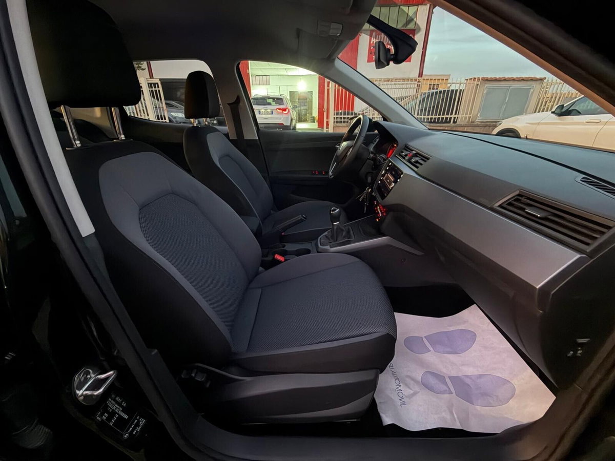 SEAT Arona 1.0 TGI FR (13)