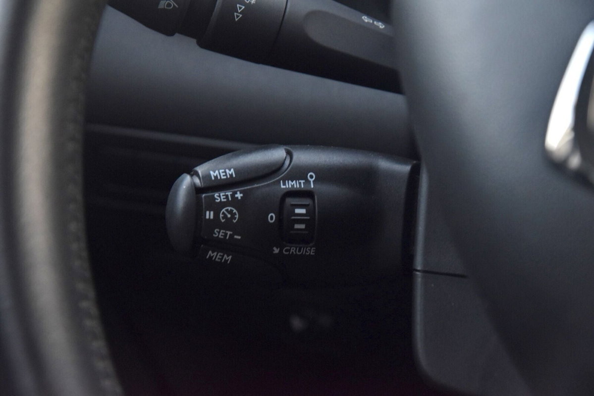 Citroen C3 Aircross BlueHDi 110 S&S Shine Pack (16)