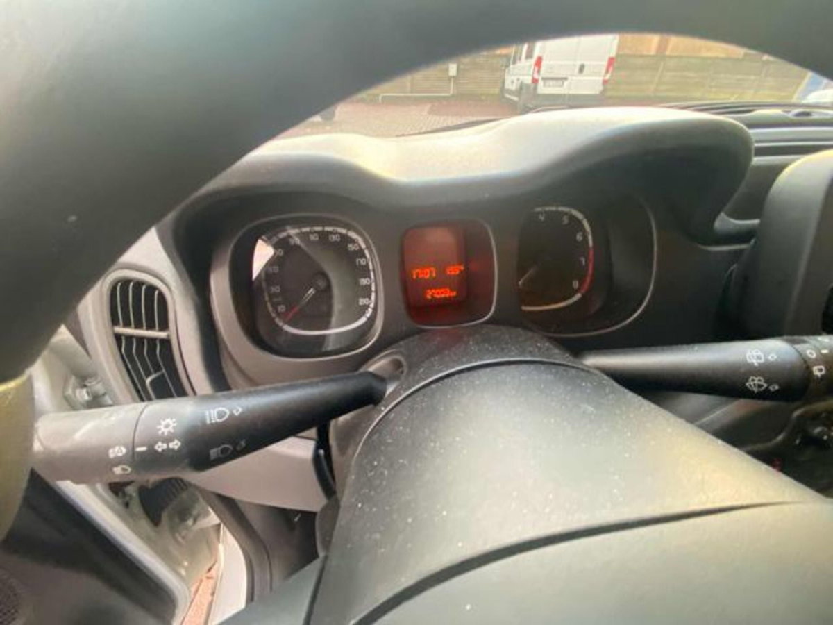 Fiat Panda van 1.0 hybrid Street 70cv 4p.ti serie 4 E6d (5)