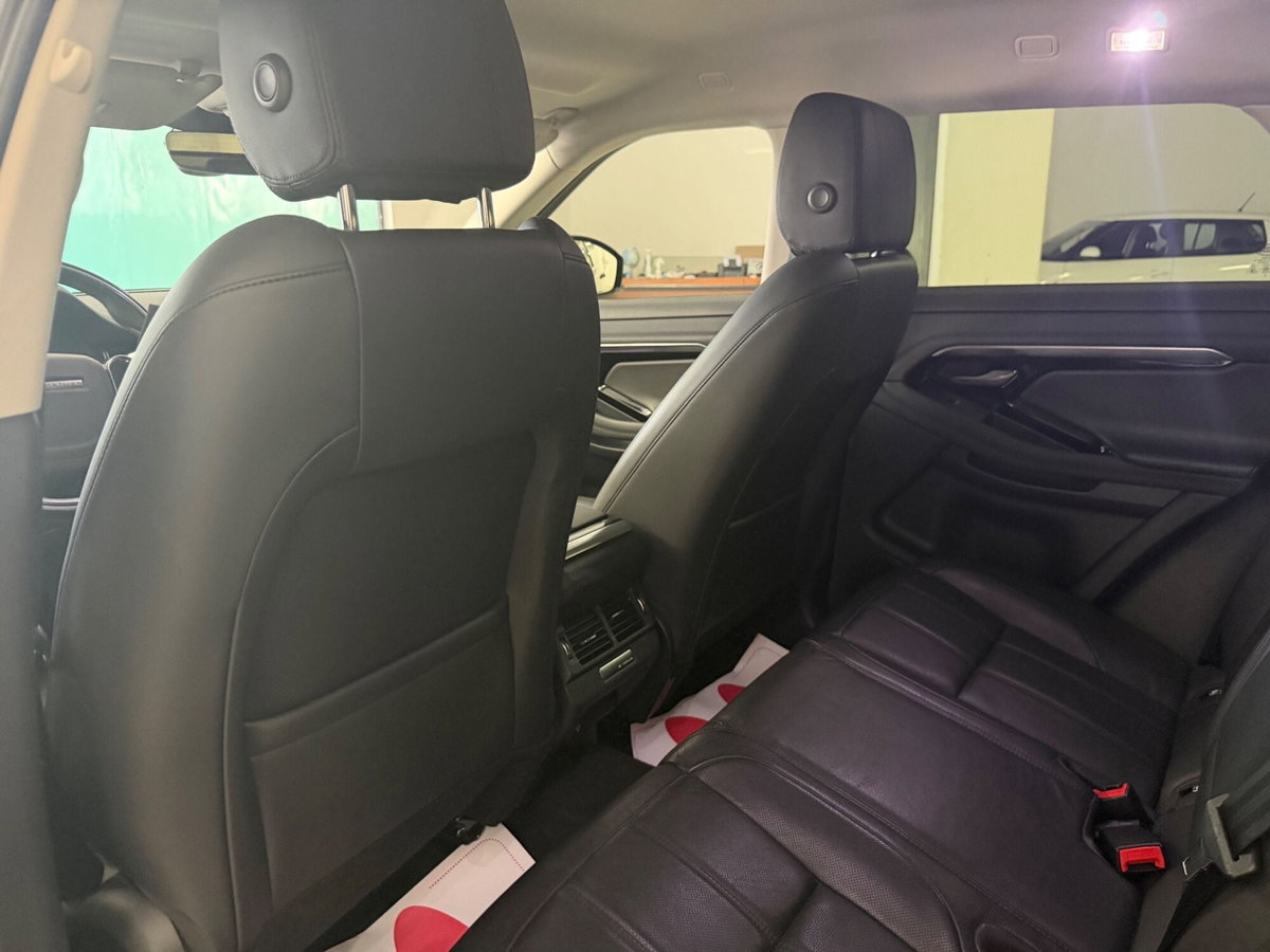 Land Rover Range Rover Evoque 2.0D I4-L.Flw 150 CV AWD Auto HSE (13)
