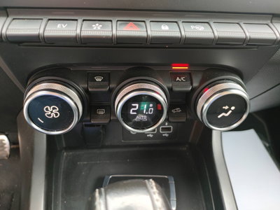 Renault Arkana E-Tech 145 CV Intens (11)