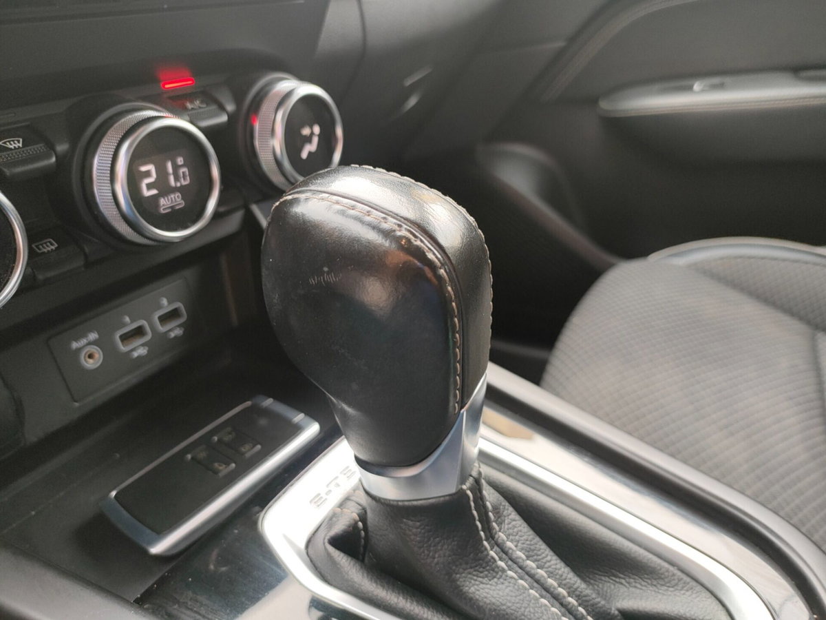 Renault Arkana E-Tech 145 CV Intens (12)