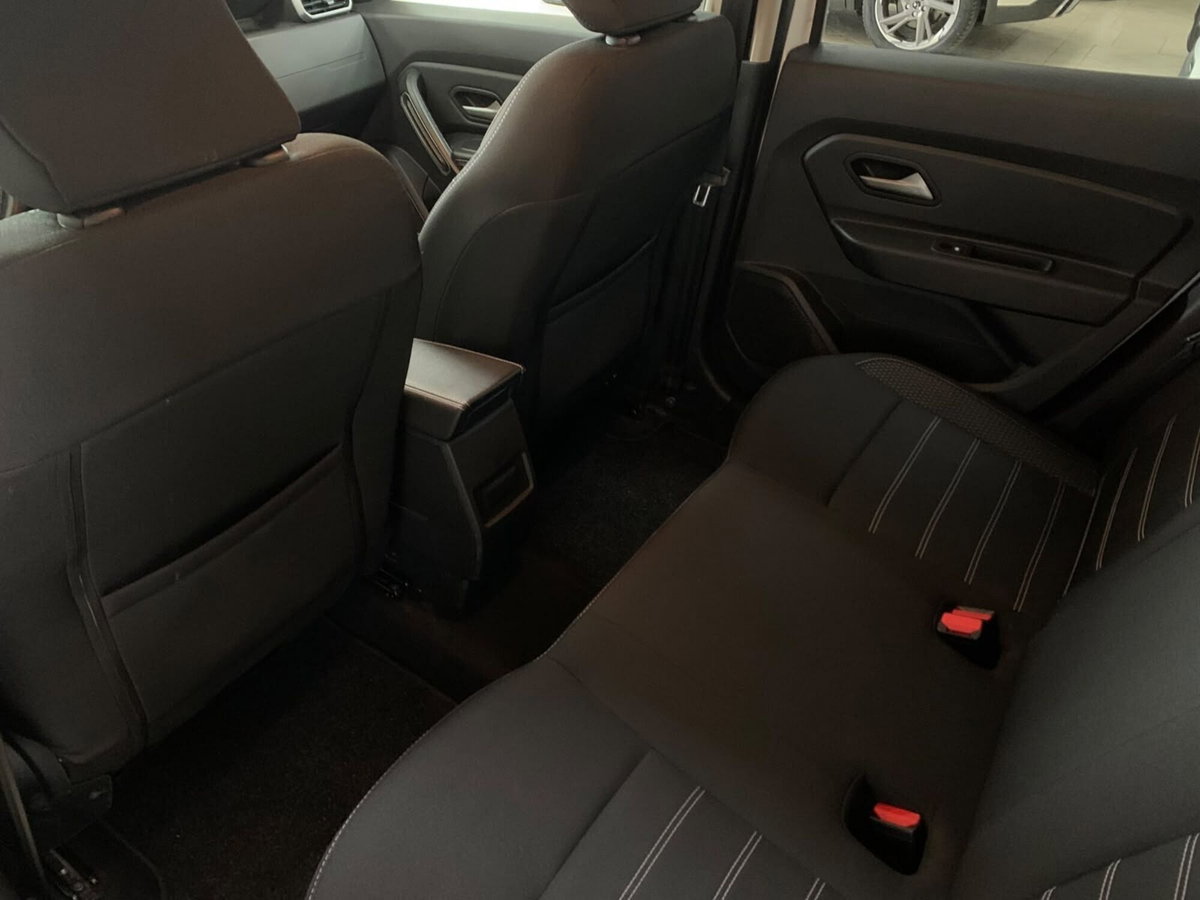Dacia Duster 1.0 TCe GPL 4x2 Prestige (11)