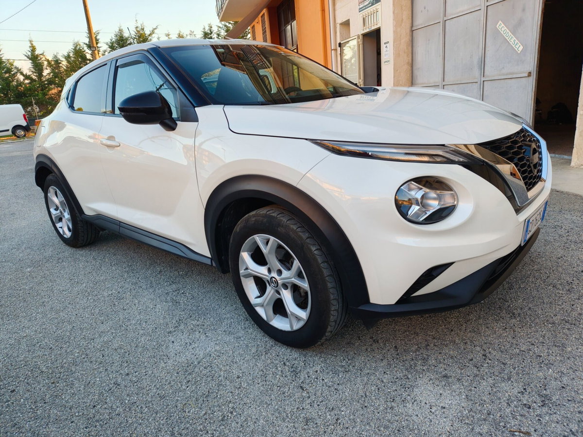 Nissan Juke 1.0 dig-t N-Design 114cv (2)