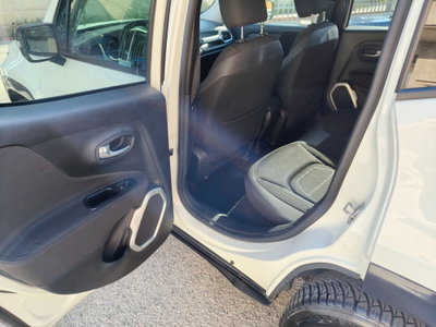 Jeep Renegade 1.6 Mjt 120 CV Limited (12)
